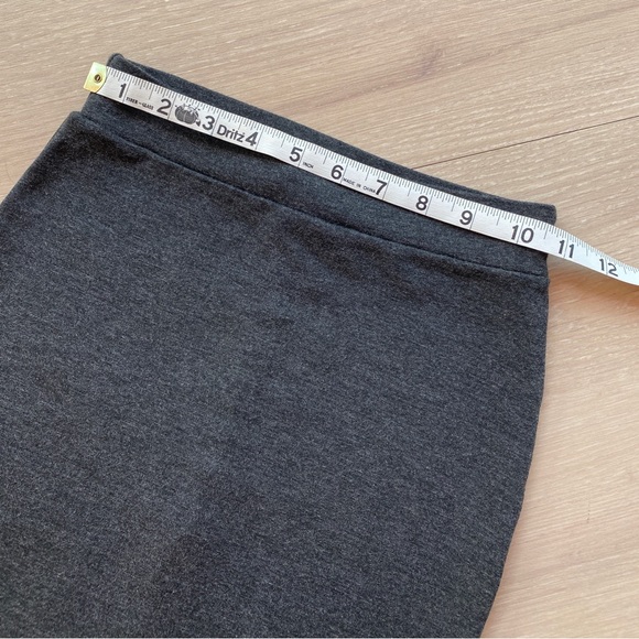 Mini Pencil Skirt Grey Size XS - Picture 3 of 8
